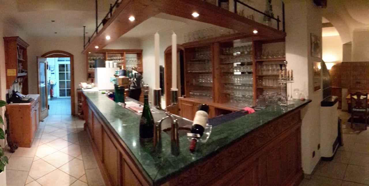 Hotel Gruner Hahn Schippach  エクステリア 写真