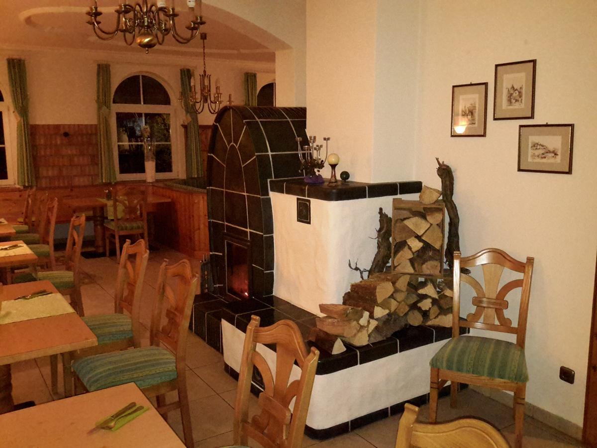 Hotel Gruner Hahn Schippach  エクステリア 写真
